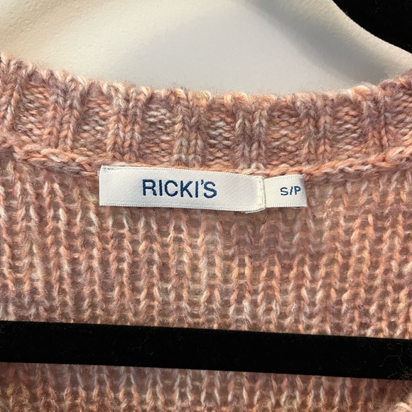 Ladies Sweater - Picture 3 of 4